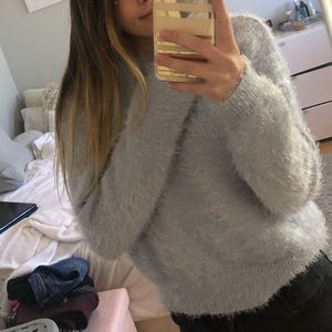Comf baby blue fuzzy sweater